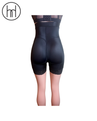 The Hourglass in Black